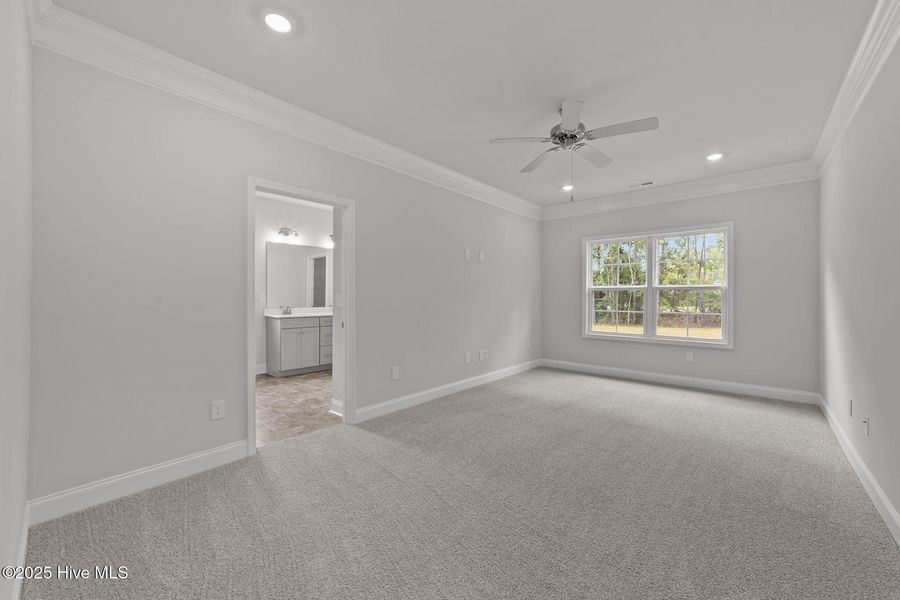 Spacious, unfurnished interior of a new home in Rutledge, Shallotte (Image 12).