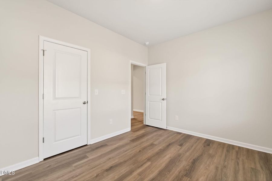 8-web-or-mls-DSC07284 8-web-or-mls-DSC07284