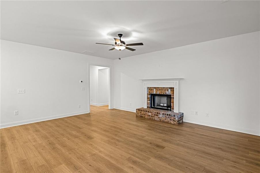 Spacious, unfurnished interior of a new home in Red Oak Ridge, Loganville (Image 13).