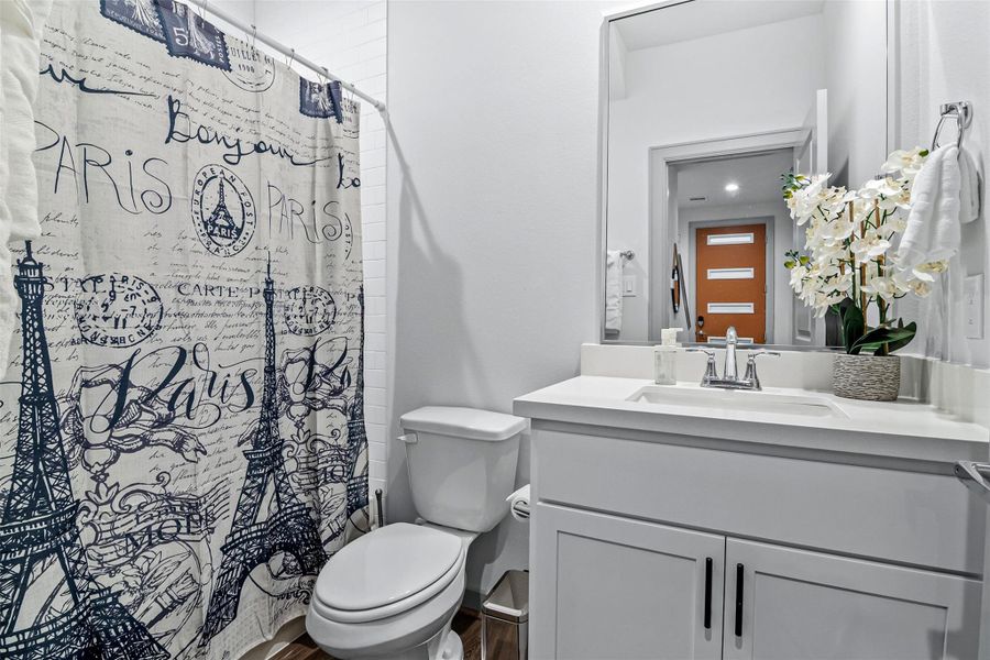 Furnished interior view inside a new home in , Houston (Image 26). Furnished interior view inside a new home in , Houston (Image 26).