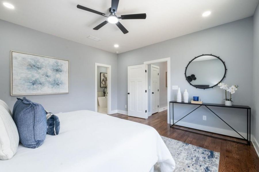 Furnished interior view inside a new home in , Fairburn (Image 40).