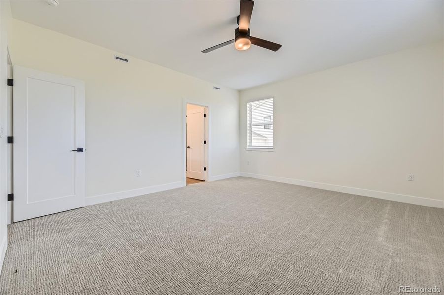 Spacious, unfurnished interior of a new home in , Elizabeth (Image 15).