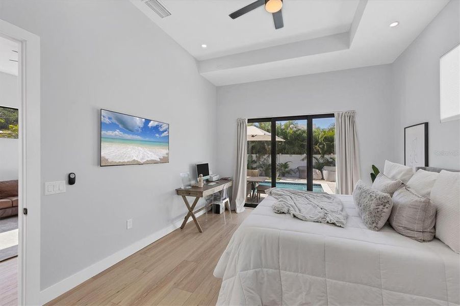 Furnished interior view inside a new home in , Sarasota (Image 6).
