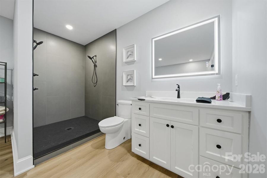 Furnished interior view inside a new home in , Hickory (Image 11).