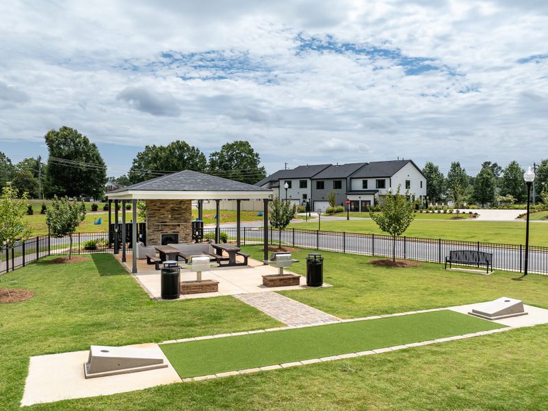 Community amenities in Seven Oaks, Belmont (Image 26).