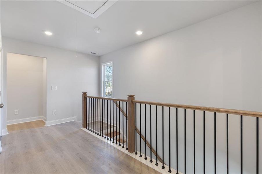 Spacious, unfurnished interior of a new home in , Athens (Image 33).