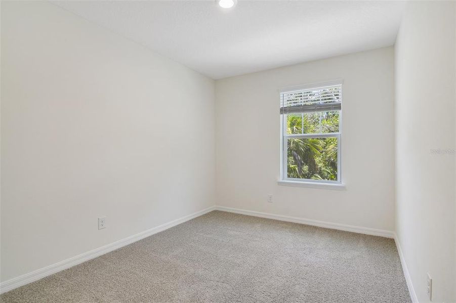 Spacious, unfurnished interior of a new home in Towns at Greenleaf, Oviedo (Image 15).