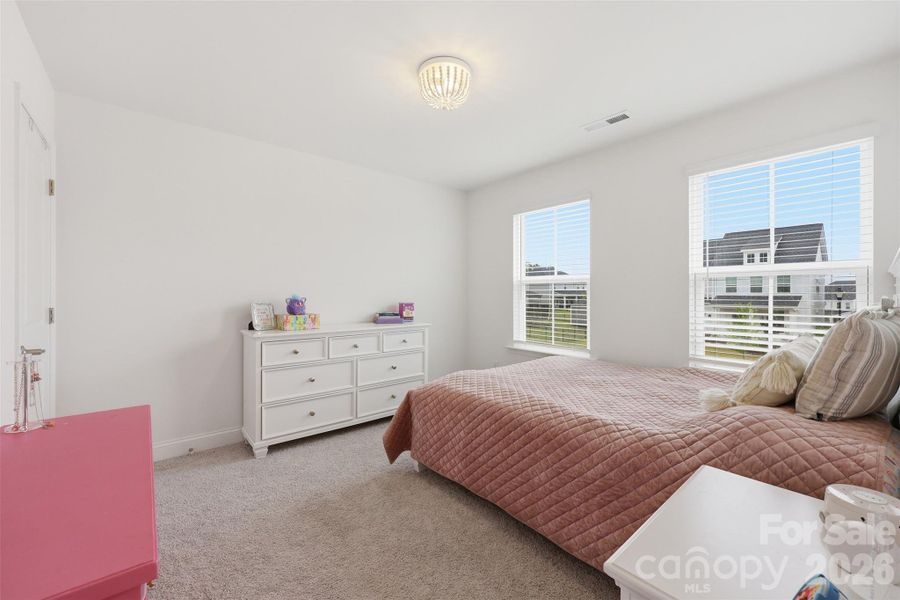 Furnished interior view inside a new home in Lakeside Glen, York (Image 43). Furnished interior view inside a new home in Lakeside Glen, York (Image 43).