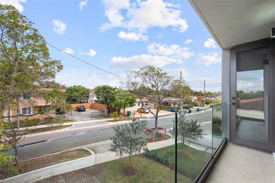 Exterior details and patio area of a home in , Miami (Image 3).