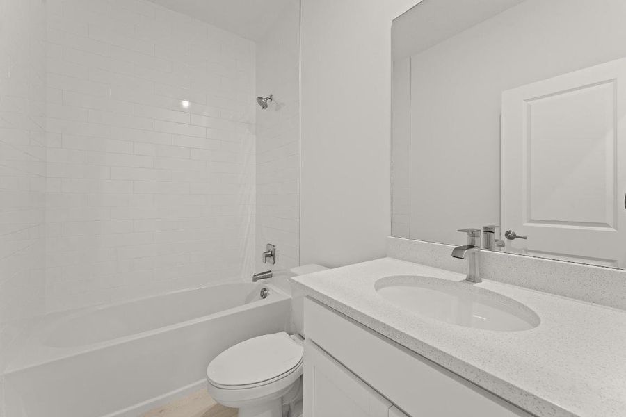 US_SEF_AQUA_LOT 140_bath 2