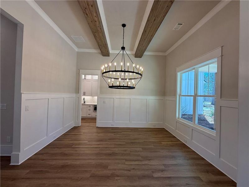 Spacious, unfurnished interior of a new home in , Athens (Image 25). Spacious, unfurnished interior of a new home in , Athens (Image 25).
