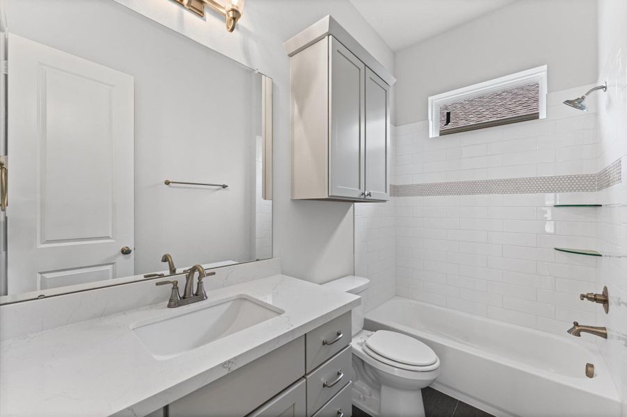 Furnished interior view inside a new home in , Pearland (Image 6).