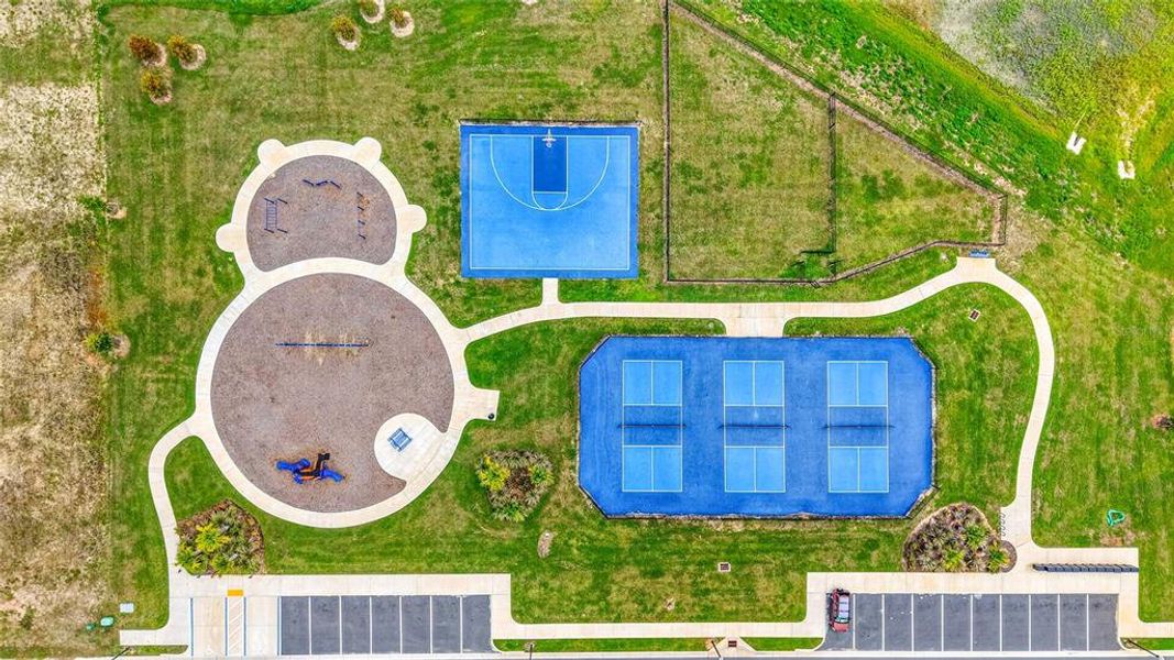 Community amenities in Sunset Hills, Summerfield (Image 29).