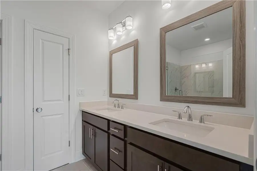 Furnished interior view inside a new home in Waterhaven, Cumming (Image 10).