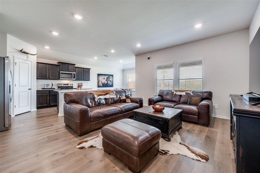 Furnished interior view inside a new home in Enclave at Pecan Creek, Providence Village (Image 7). Furnished interior view inside a new home in Enclave at Pecan Creek, Providence Village (Image 7).