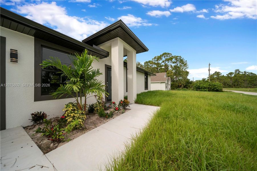 Exterior details and patio area of a home in , Lehigh Acres (Image 22).