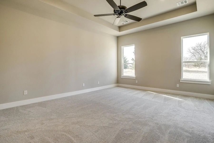 Representative unfurnished interior of a home built from the The Colin by Elmwood Custom Homes in Aledo Heights, Aledo (Image 38).