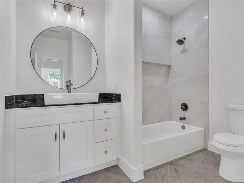 Furnished interior view inside a new home in , Granbury (Image 9). Furnished interior view inside a new home in , Granbury (Image 9).