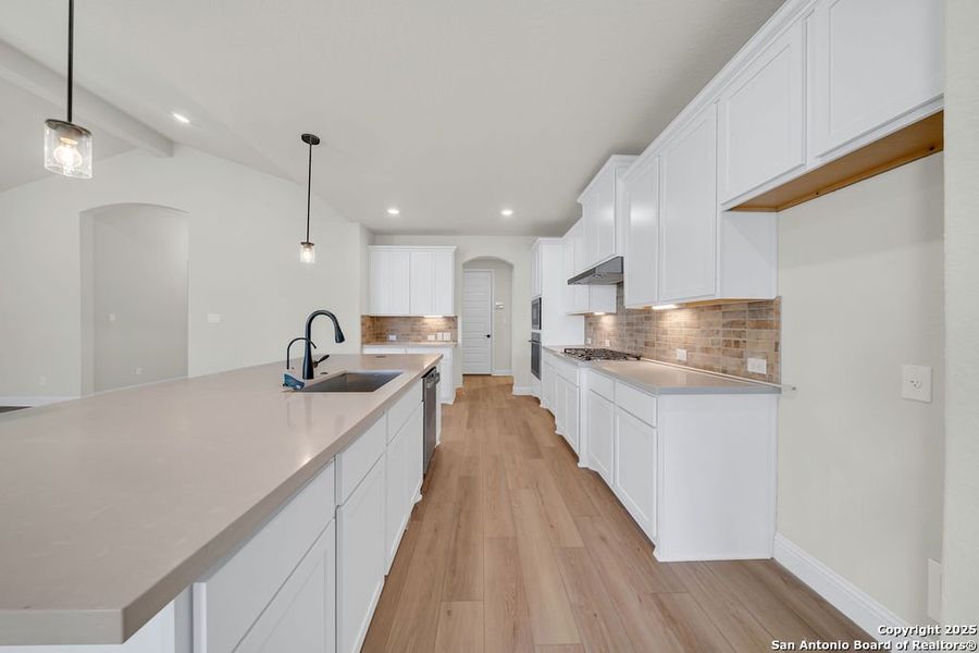 Furnished interior view inside a new home in Elkhorn Ridge, Fair Oaks Ranch (Image 9). Furnished interior view inside a new home in Elkhorn Ridge, Fair Oaks Ranch (Image 9).