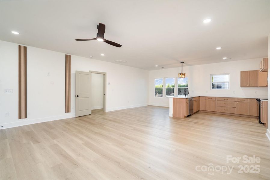 Spacious, unfurnished interior of a new home in , Shelby (Image 17).