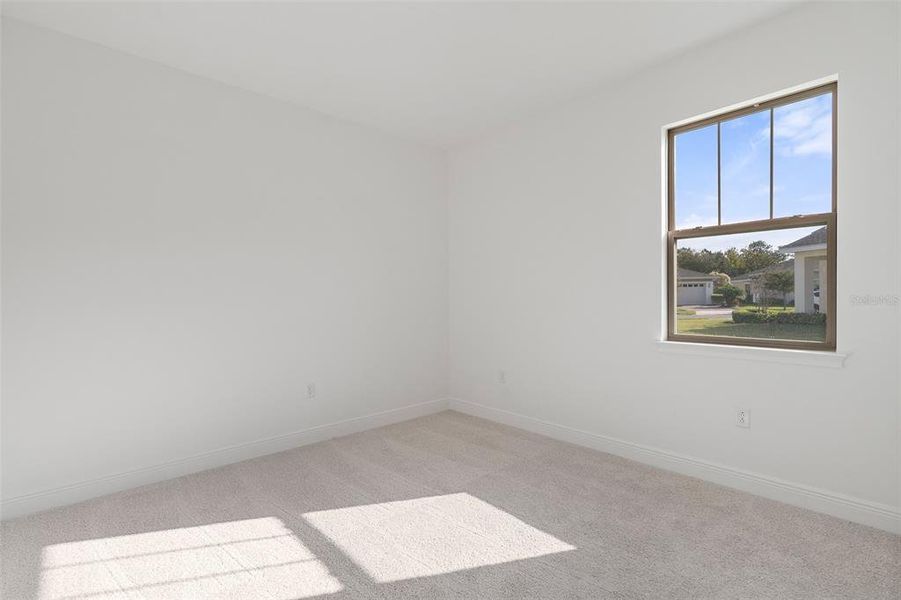 Spacious, unfurnished interior of a new home in Lakes at Harmony, Harmony (Image 27).