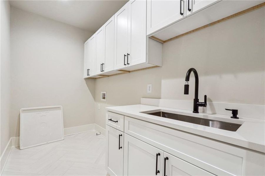 Furnished interior view inside a new home in , Dawsonville (Image 26).