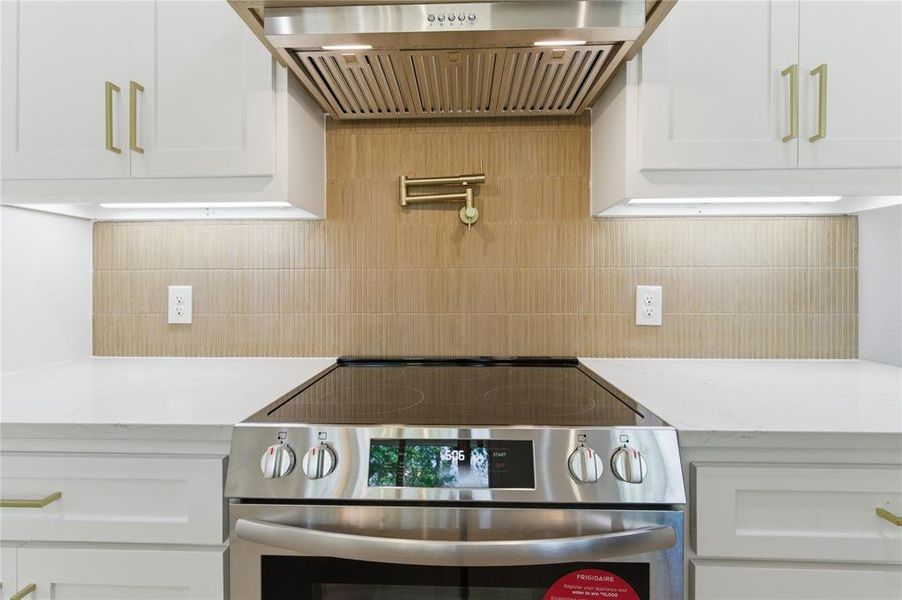 Close-up of interior finishes inside a home in , West Tawakoni (Image 13).