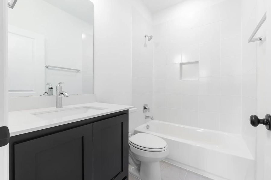 Deerfield II G Bathroom 3