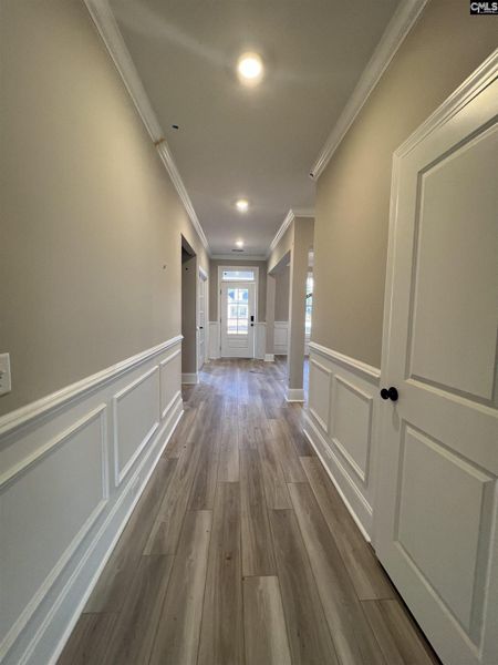 Spacious, unfurnished interior of a new home in The Cove, Sumter (Image 9).
