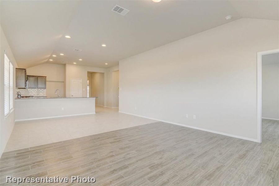 Representative unfurnished interior of a home built from the Harvest Ridge 1575 by Brohn Homes in Harvest Ridge, Elgin (Image 12).