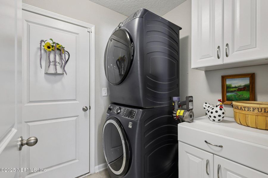 Close-up of interior finishes inside a home in Creekside Manor, Jacksonville (Image 21). Close-up of interior finishes inside a home in Creekside Manor, Jacksonville (Image 21).