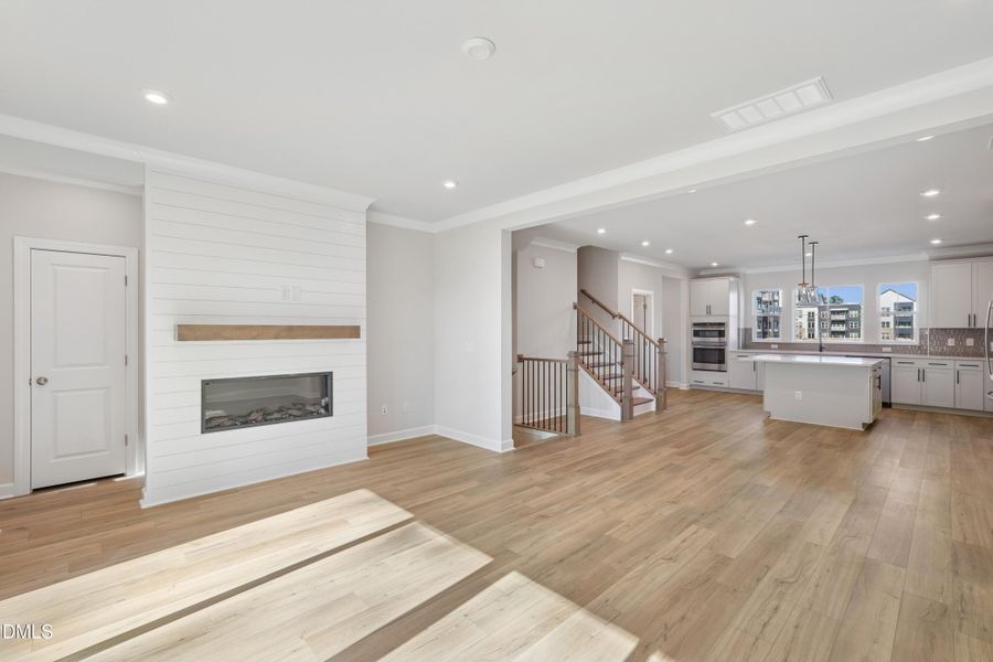 Elm Park 43_Living Room_11.24.25_webread