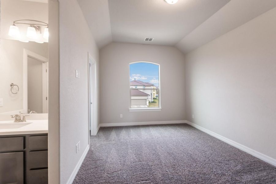 35 8350SierraHermosa 035 Mls