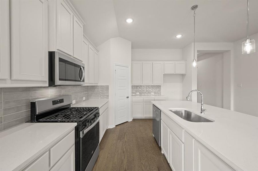 10809 Rothland- Kitchen-3 10809 Rothland- Kitchen-3