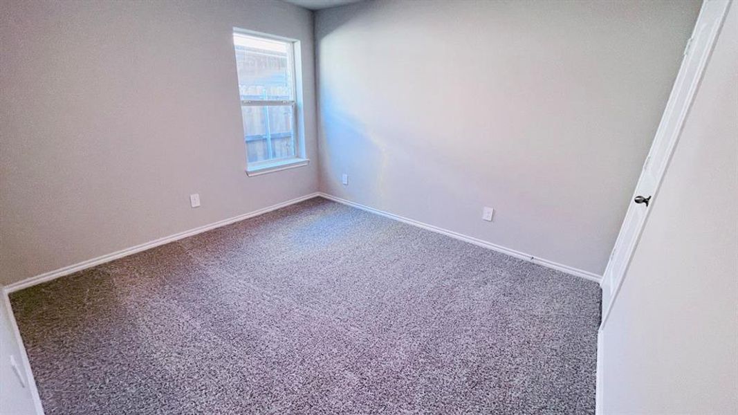 Spacious, unfurnished interior of a new home in Sunnycreek, Fort Worth (Image 18). Spacious, unfurnished interior of a new home in Sunnycreek, Fort Worth (Image 18).