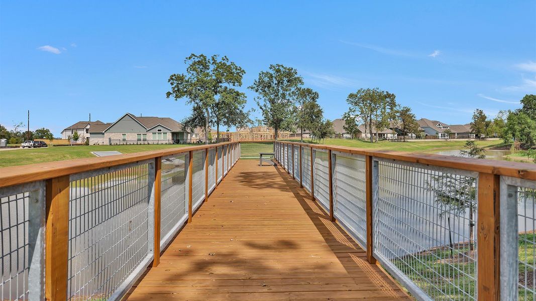 Image 28 of a home in Fulshear Lakes 80'.
