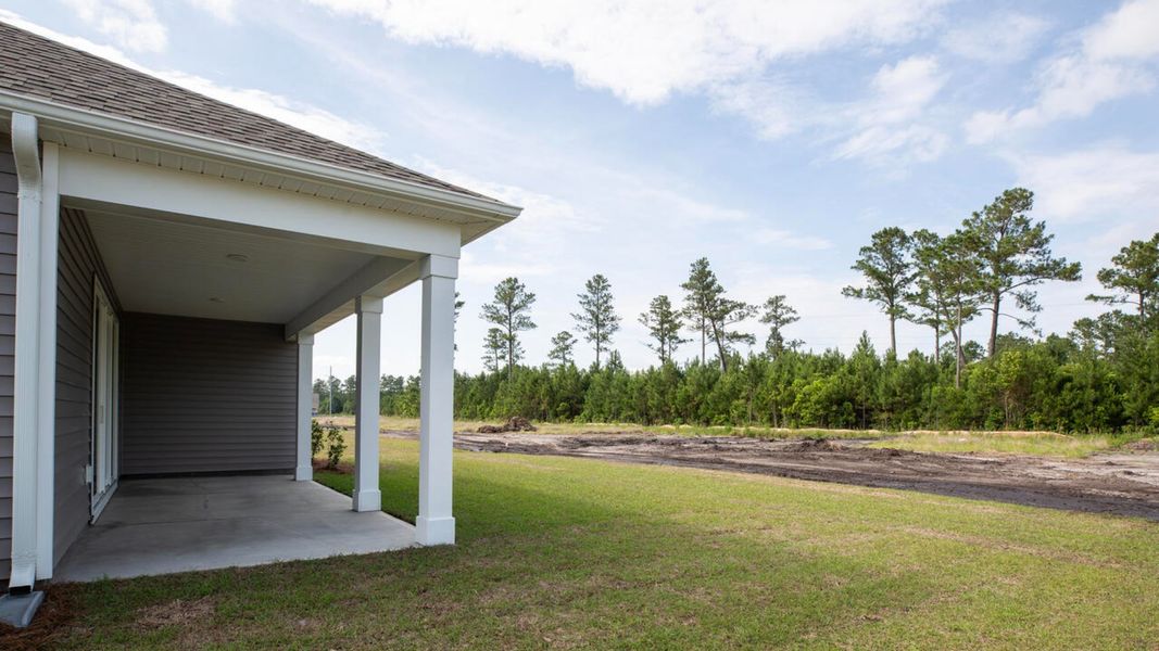 Exterior details and patio area of a home in Grayson Park, Leland (Image 2).