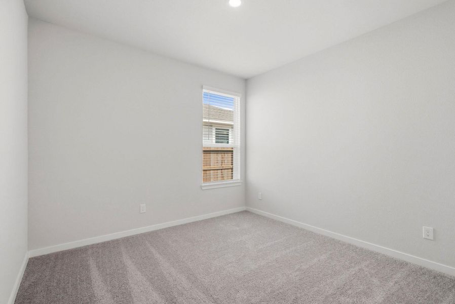 Spacious, unfurnished interior of a new home in Fulshear Lakes, Fulshear (Image 13).