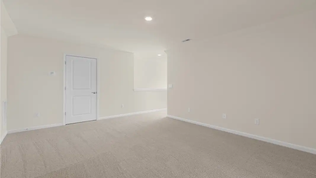 Spacious, unfurnished interior of a new home in The Villas at Galvins Ridge, Sanford (Image 18).