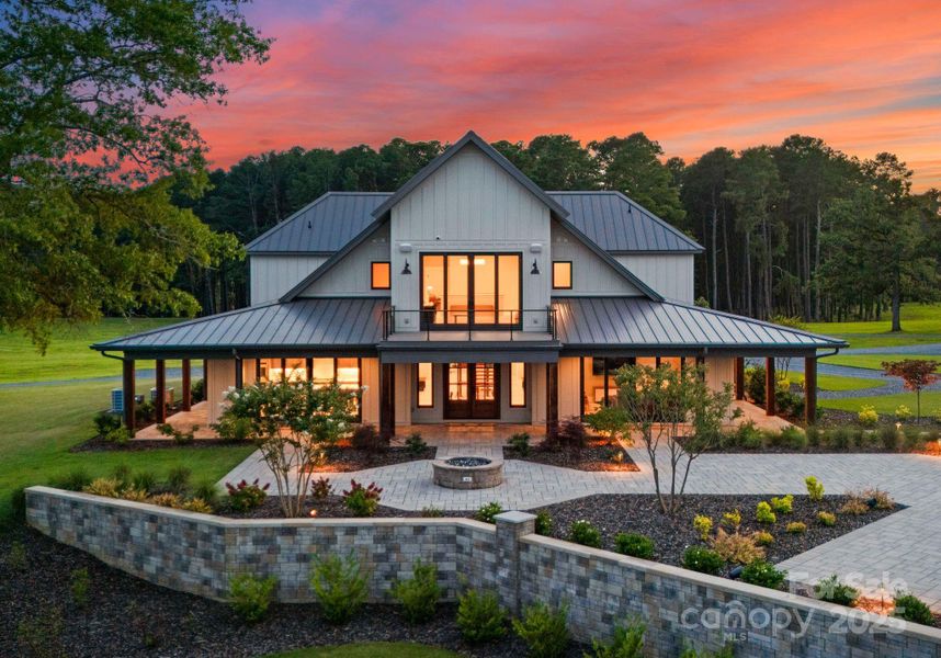 Front exterior of a new home in , Pinehurst, NC, highlighting curb appeal (Image 28).