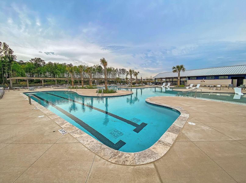 Community amenities in Midtown at Nexton, Summerville (Image 55).