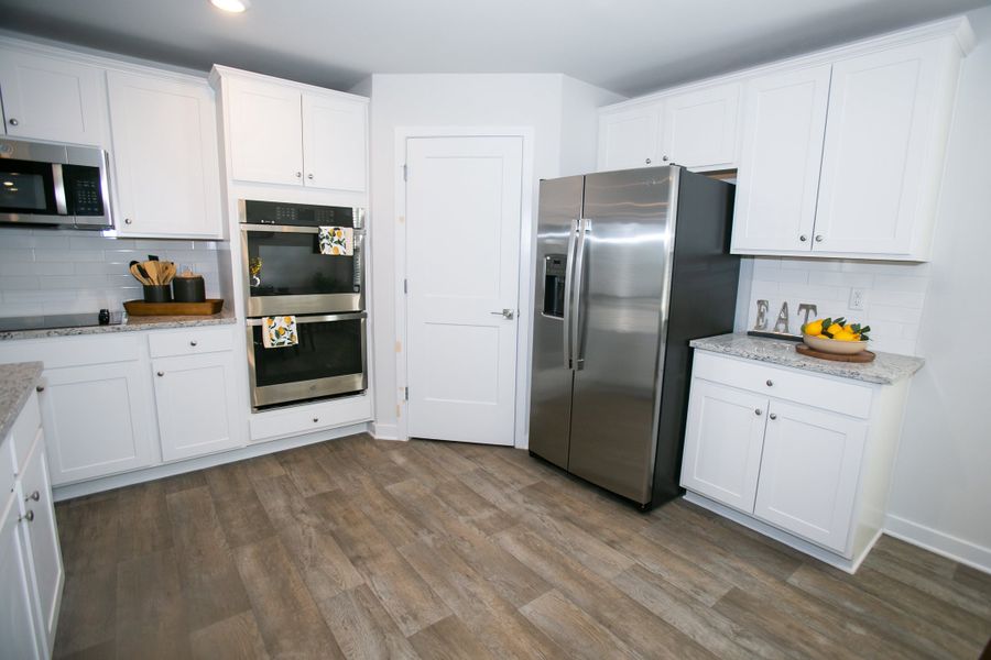 18 River Walk Farm Pkwy, Covington, GA.  - Slide 11