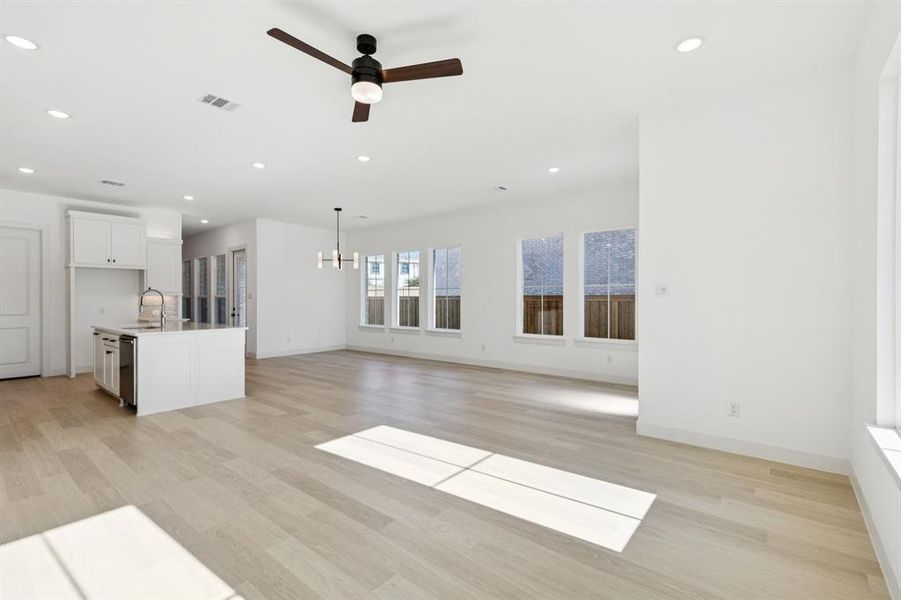 You'll enjoy outstanding entertaining space in our fabulous open concept Giselle plan!