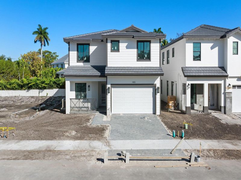 Mainsail - Coastal Exterior