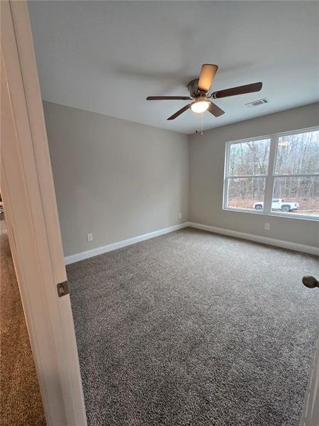 Spacious, unfurnished interior of a new home in , Jefferson (Image 17).