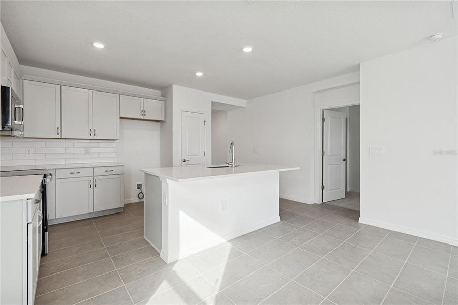 Furnished interior view inside a new home in Southpointe, Palmetto (Image 9).