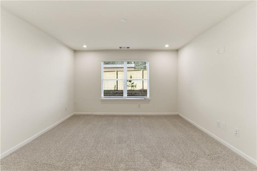 Spacious, unfurnished interior of a new home in Silver Leaf, Dawsonville (Image 29).