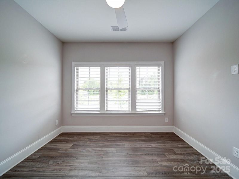 Spacious, unfurnished interior of a new home in The Courtyards on New Hope, Gastonia (Image 33).