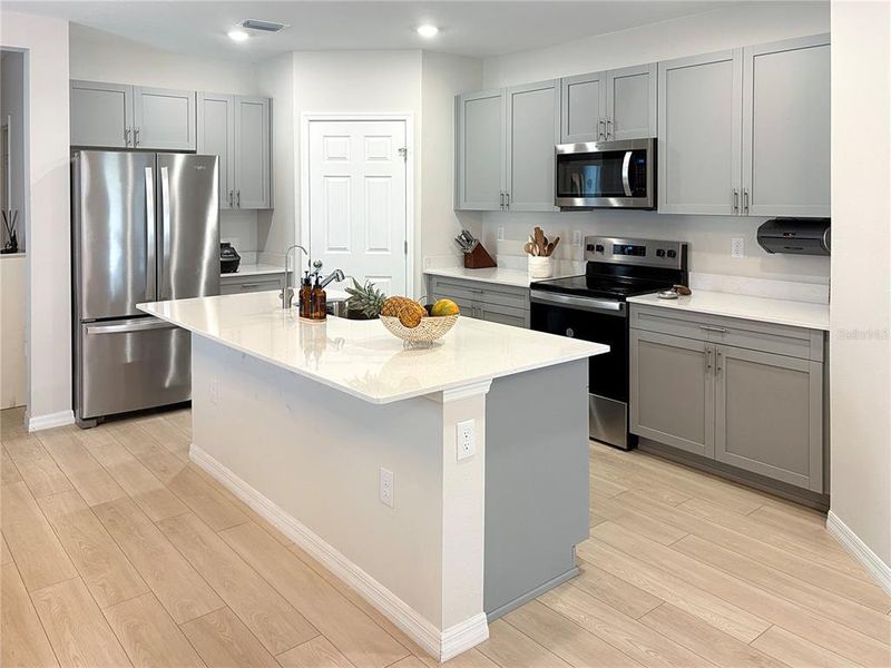 Furnished interior view inside a new home in , Haines City (Image 5).