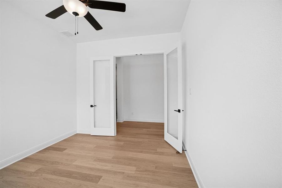 Spacious, unfurnished interior of a new home in Pecan Square - Gardens, Northlake (Image 27). Spacious, unfurnished interior of a new home in Pecan Square - Gardens, Northlake (Image 27).